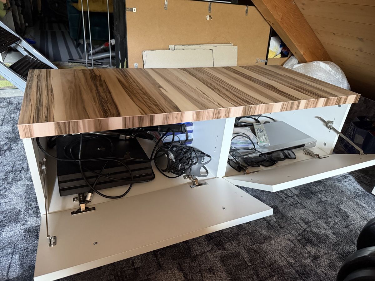 TV Möbel: Fernsehgestell Kommode Sideboard TVgestell – Gebraucht aus Itingen von levilu 1
