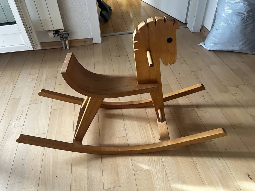 Giocattoli: Schaukelpferd Holz – Usato da Basel venduto da sereina07