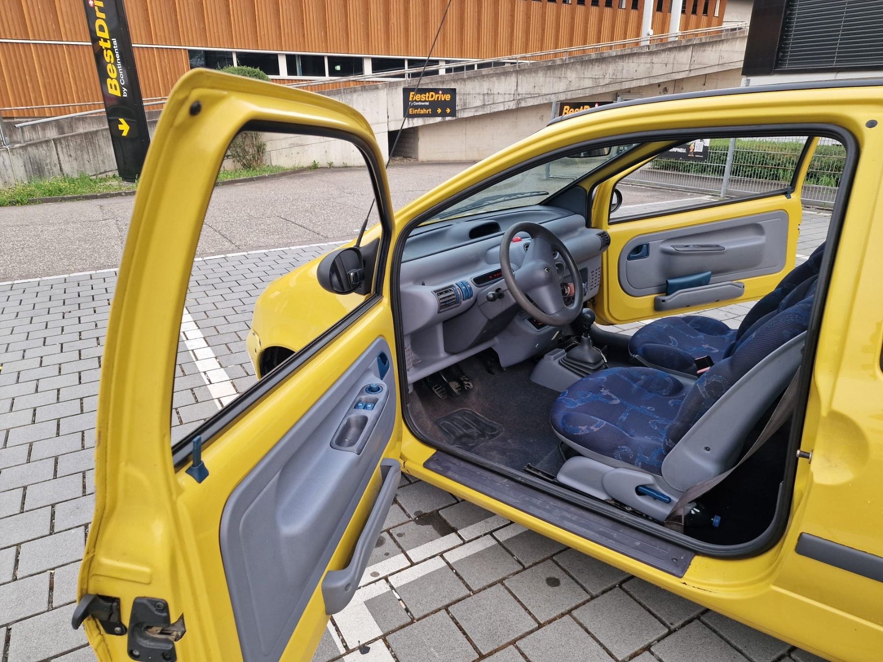 Renault Automobili: Kleiner süsser Twingo – Usato da Schönenwerd venduto da Tuningtobi 4