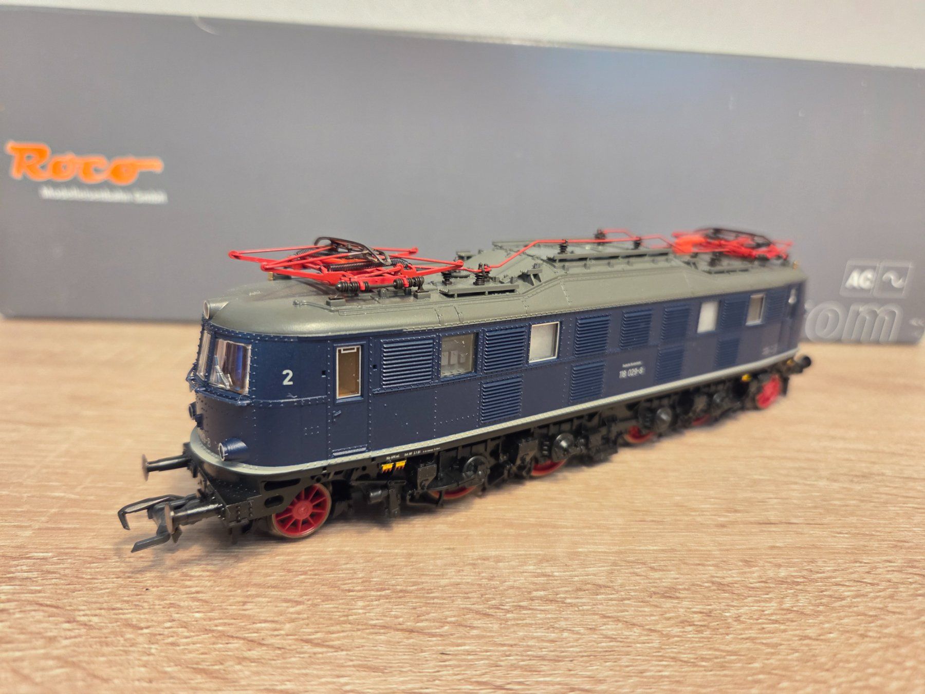 Roco Modellini di ferrovie: Roco 68631 E-Lok BR 118 DB Digital H0 – Nuovo e nell'imballaggio originale da St-Aubin-Sauges venduto da Lo_Go 2