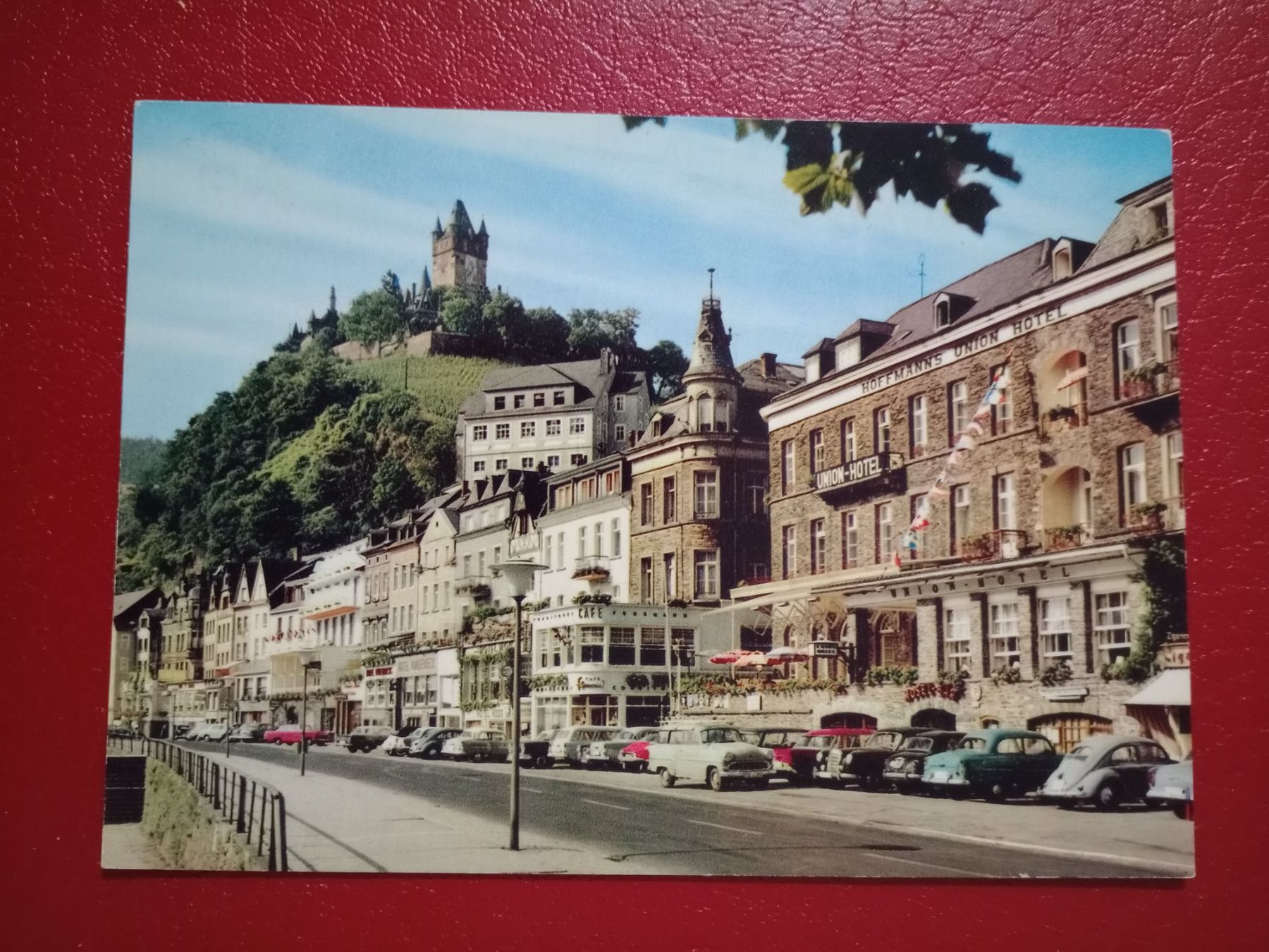 Cartoline postali: Cochem an der Mosel alte Autos – Usato da Küttigen venduto da Melisch1000