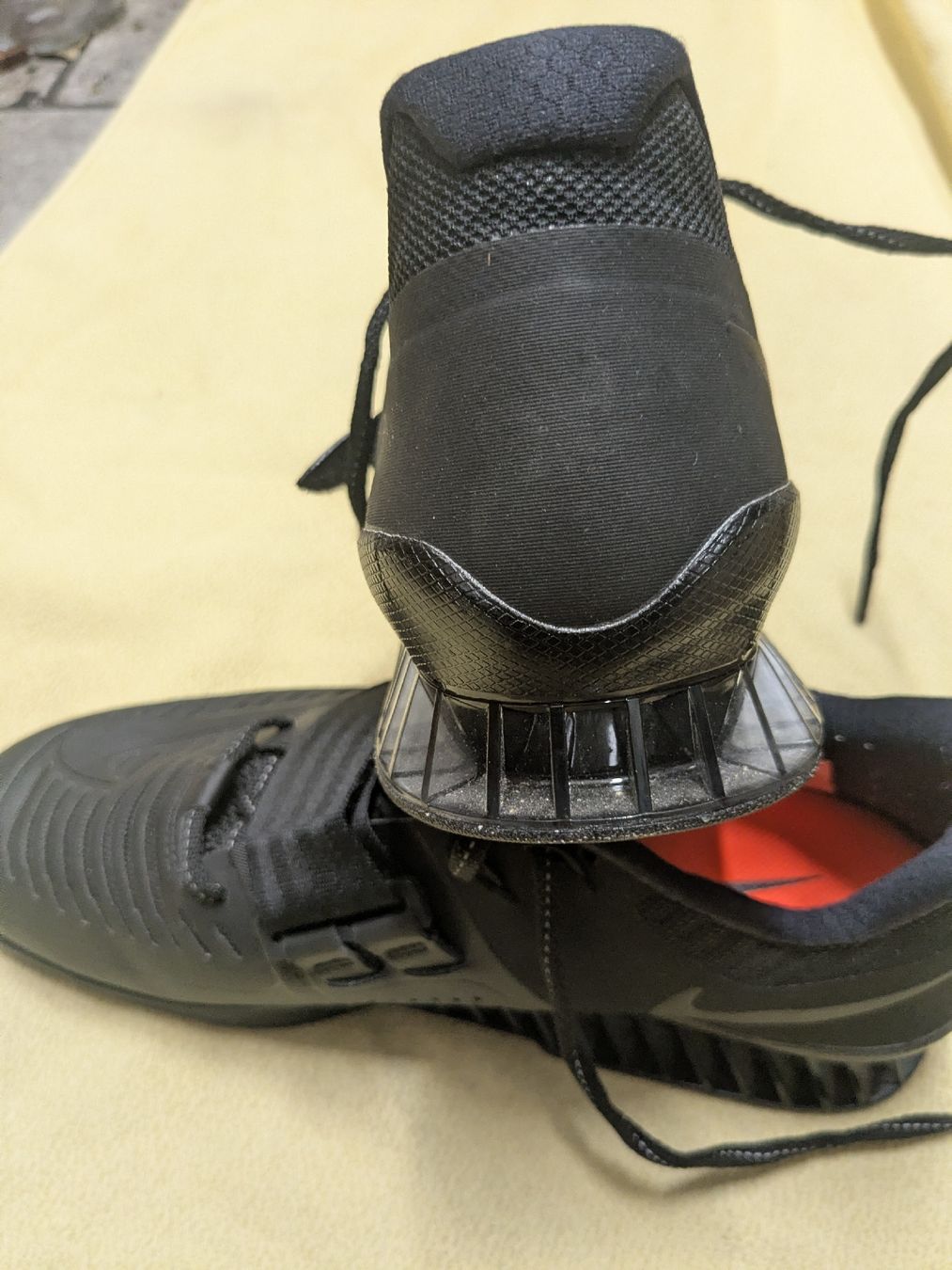 Nike Herrenschuhe: Nike  Schwarz Grösse. 42  neu – Neu (gemäss Beschreibung) aus Steffisburg von dik_8w5b 2