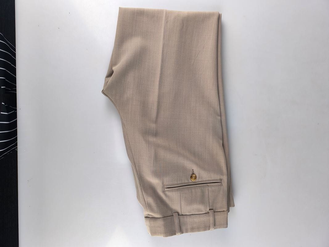 Pantaloni: Herren Anzughose beige Gr.48 – Usato da Rüti ZH venduto da Restwert_Rueti_ZH 4