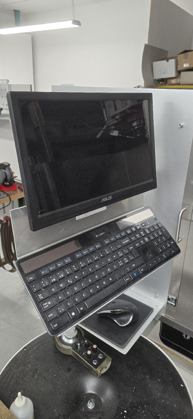 Tutte le macchine: CNC Fräsmaschine BF 46 TC – Usato da Täuffelen venduto da bko_5nyy 1