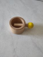 Nussknacker oder Kastanienhalter, Waldorf u./o. Montessori