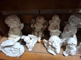 Engel Figuren Set 8-teilig aus Keramik gebraucht