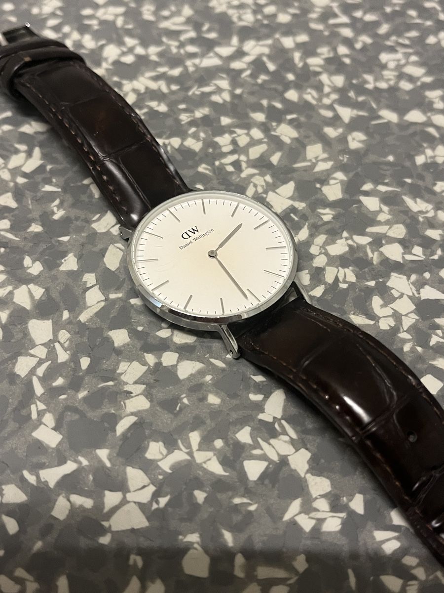 Daniel Wellington Orologi: Daniel Wellington Uhr braunes Leder – Usato da Zürich venduto da bretxo 4