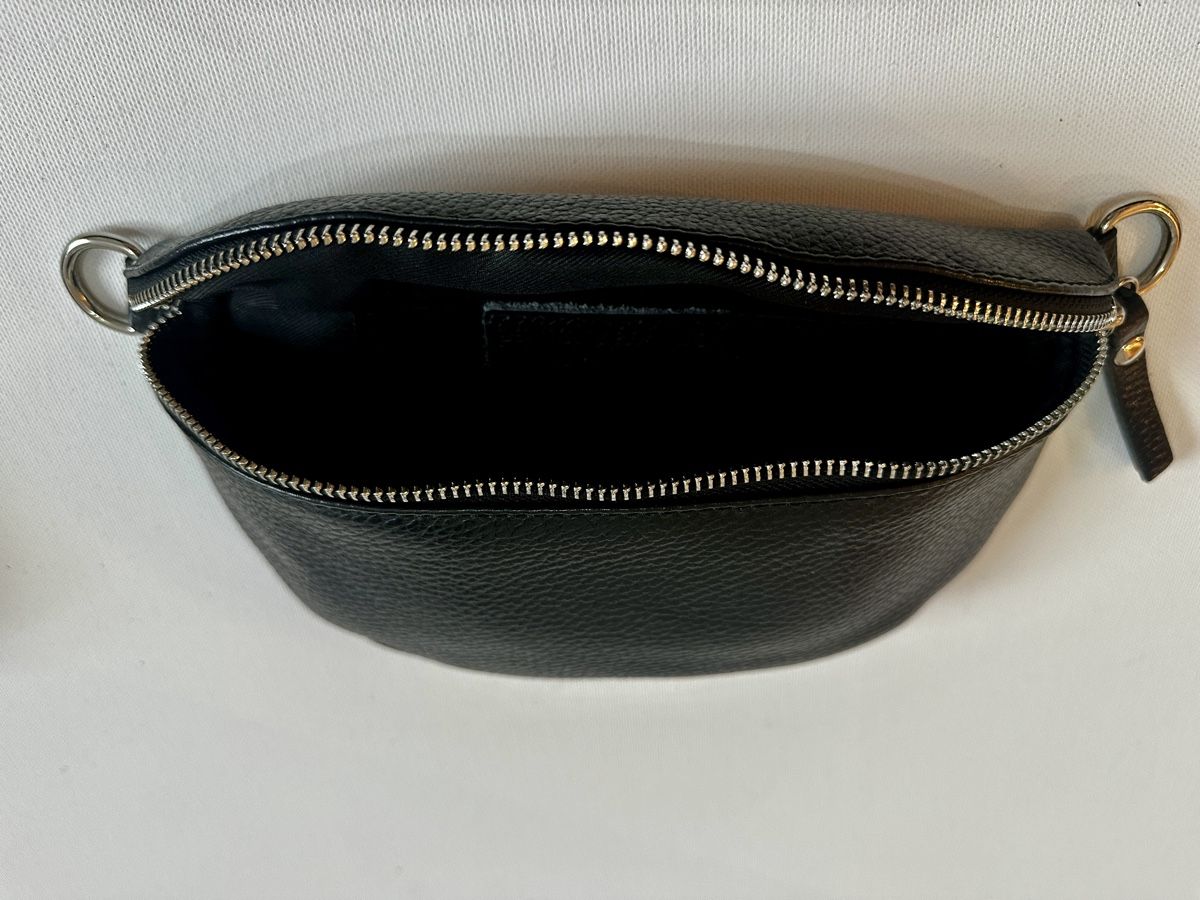 Borse da donna: Bauchtasche schwarz – Usato da Rorschach venduto da car_wbc5 4