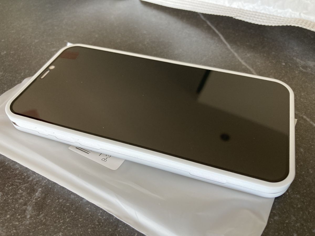 Cover & Protezioni schermo: Coque iPhone 13 Pro Neuf (couleur à choix) – Nuovo e nell'imballaggio originale da Réchy venduto da Pittdesign 2