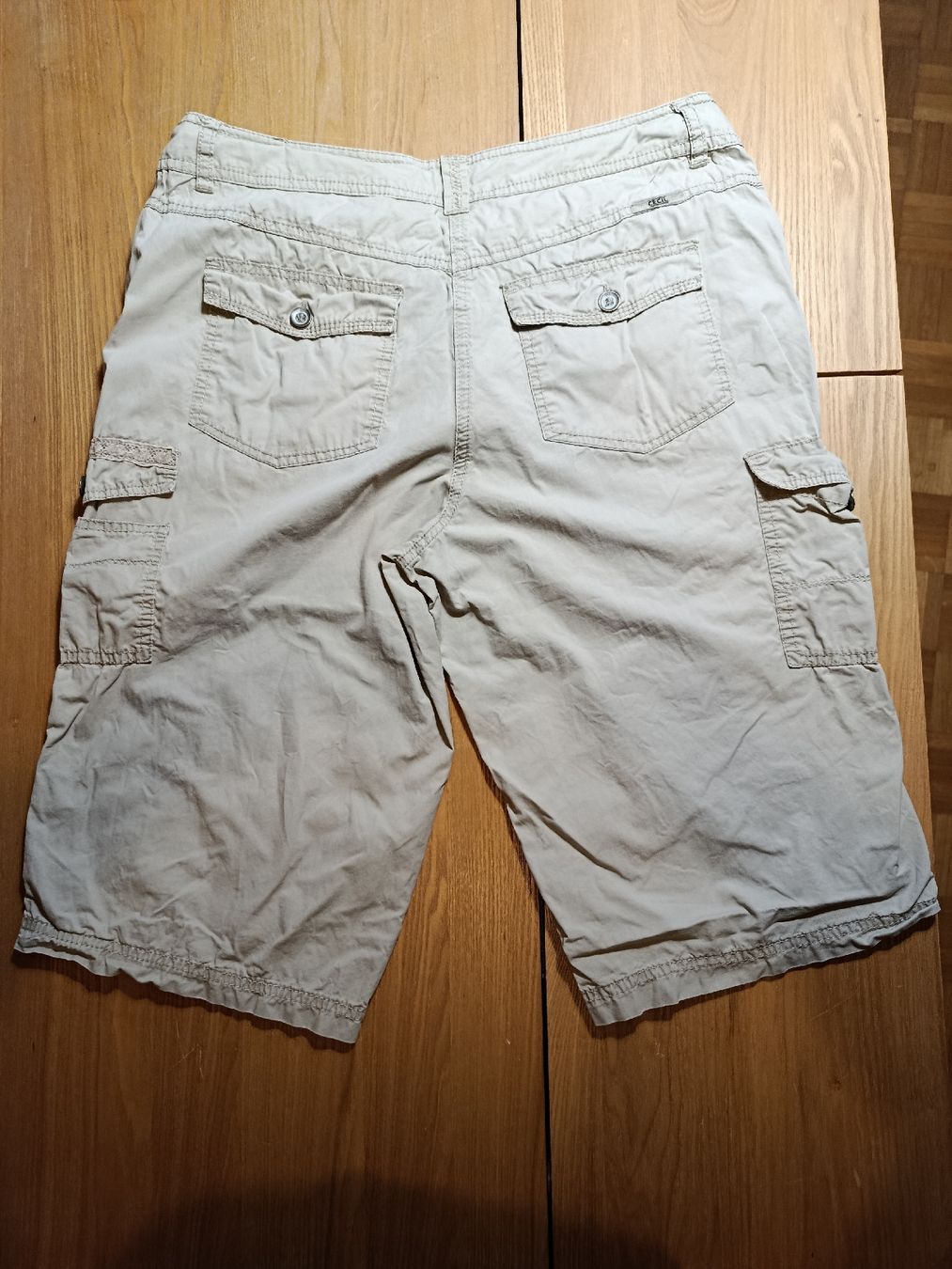 Cecil Pantaloni: Bermuda, beige, Gr. 30 (40) – Usato da Basel venduto da Clay66 1