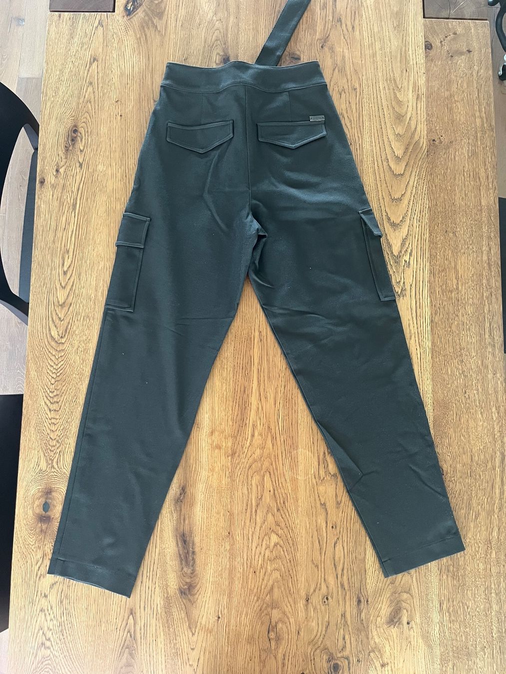 Mos mosh Pantaloni: Mos Mosh Cargohosen Olive – Usato da Stans venduto da valeriamanuela 1
