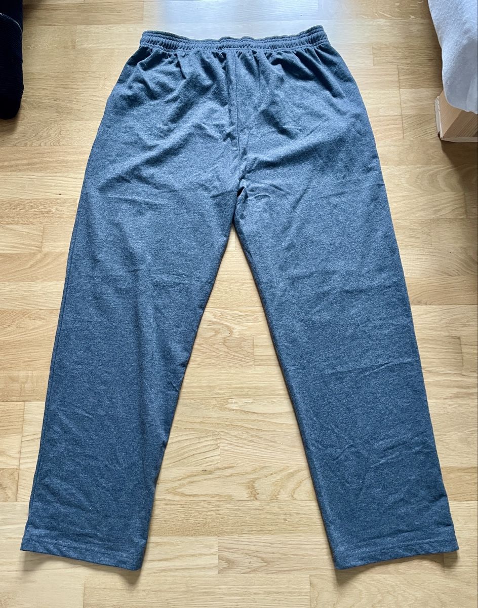 Pantaloni: KangaROOS Jogginghose XL – Usato da Bern venduto da pet_fry9 1