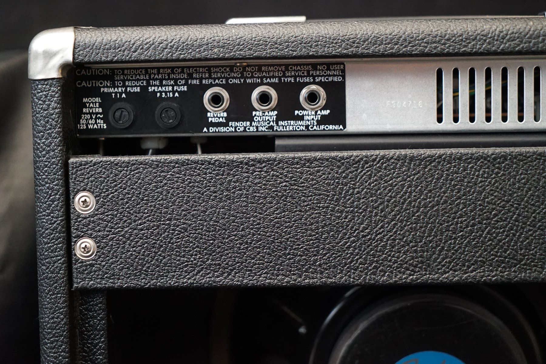Fender Amplificatori: Fender Yale Reverb 50-Watt 1x12" Solid State 1983-1988 – Usato da Ortschwaben venduto da Musictrade 7