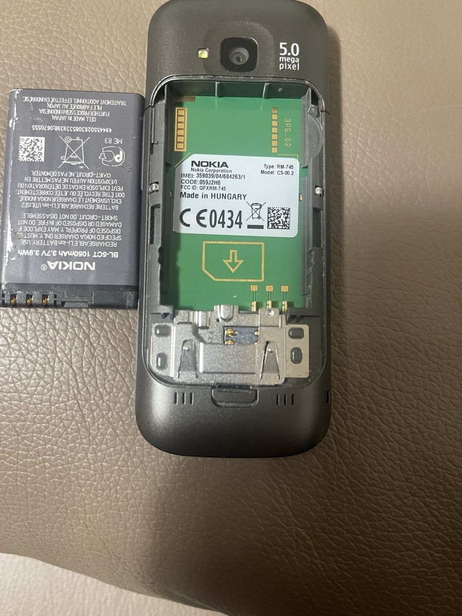 Nokia Telefoni cellulari / Smartphones: Nokia C-5-002 – Usato da Regensdorf venduto da mex5145 4