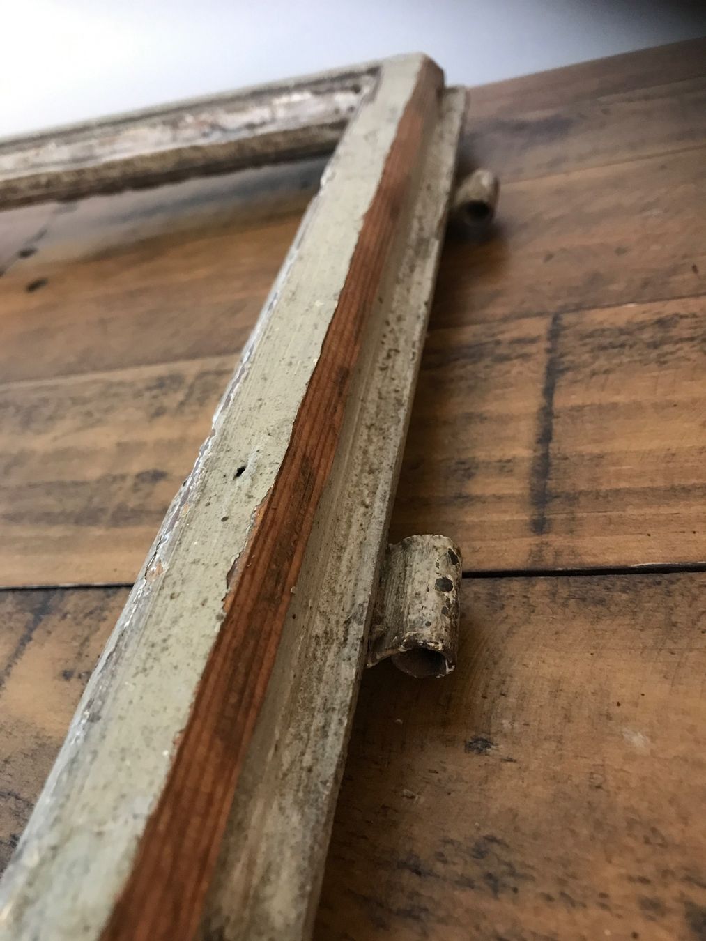 Finestre: Alter Fensterrahmen mit Beschlägen – Usato da Rapperswil SG venduto da cosiba01 9