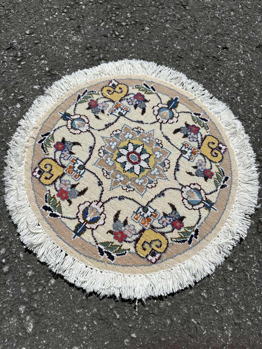 Tapis: Runder Teppich  – Neuf (Voir description) à Schwende par weesli