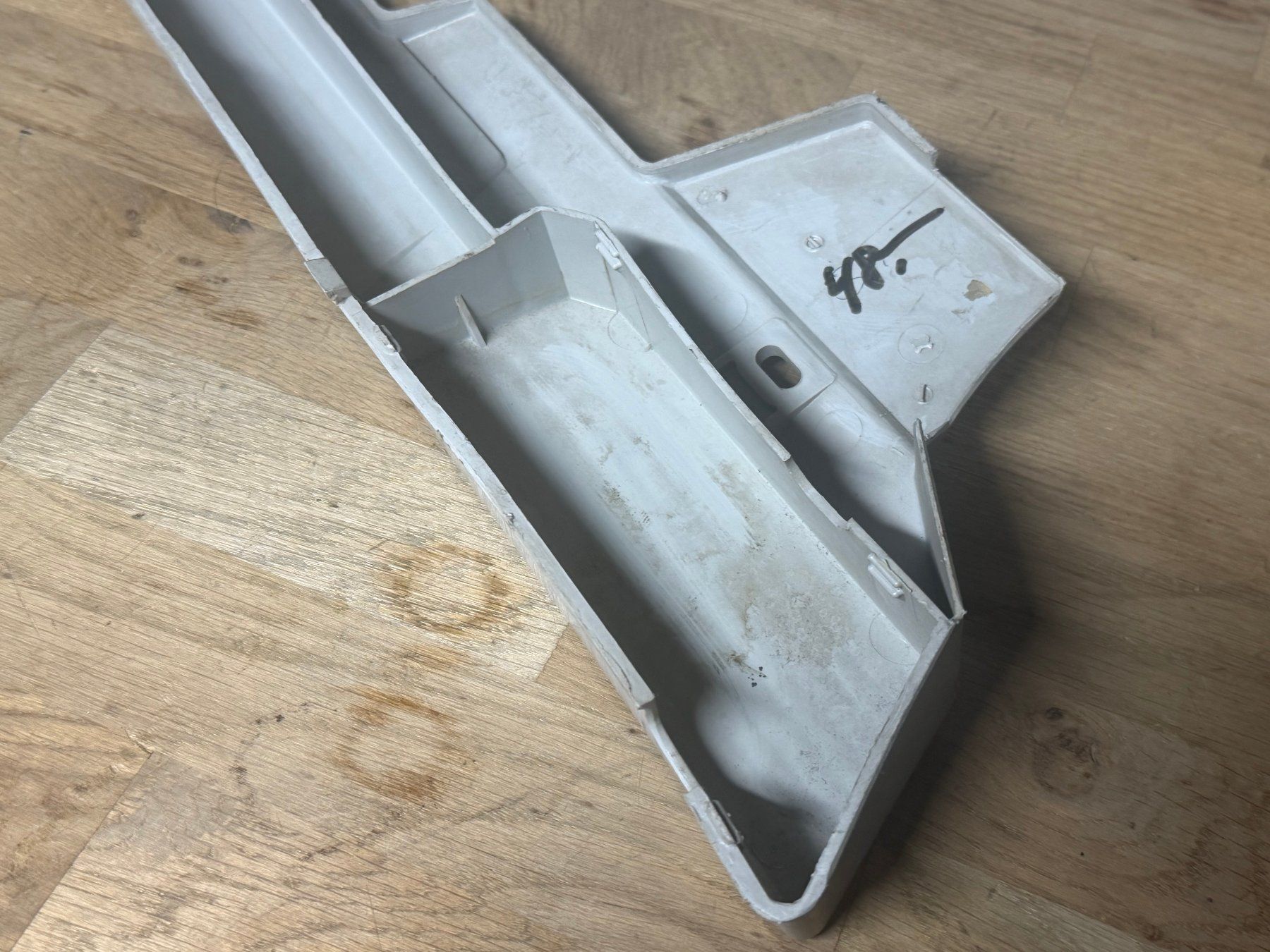 Mofa-Ersatzteile: Seitenschutz rechts Puch Maxi grau original NOS – Neu (gemäss Beschreibung) aus Bolken von si.x.las 4