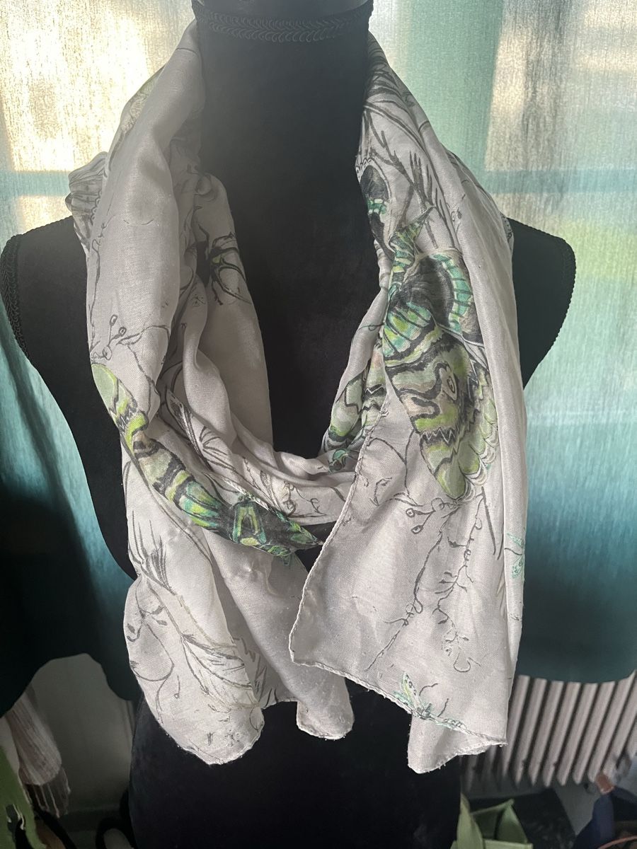 Foulard & Sciarpe: Leichter Sommer Schal mit Blumenmuster – Usato da Hochdorf venduto da Forestgreen 4