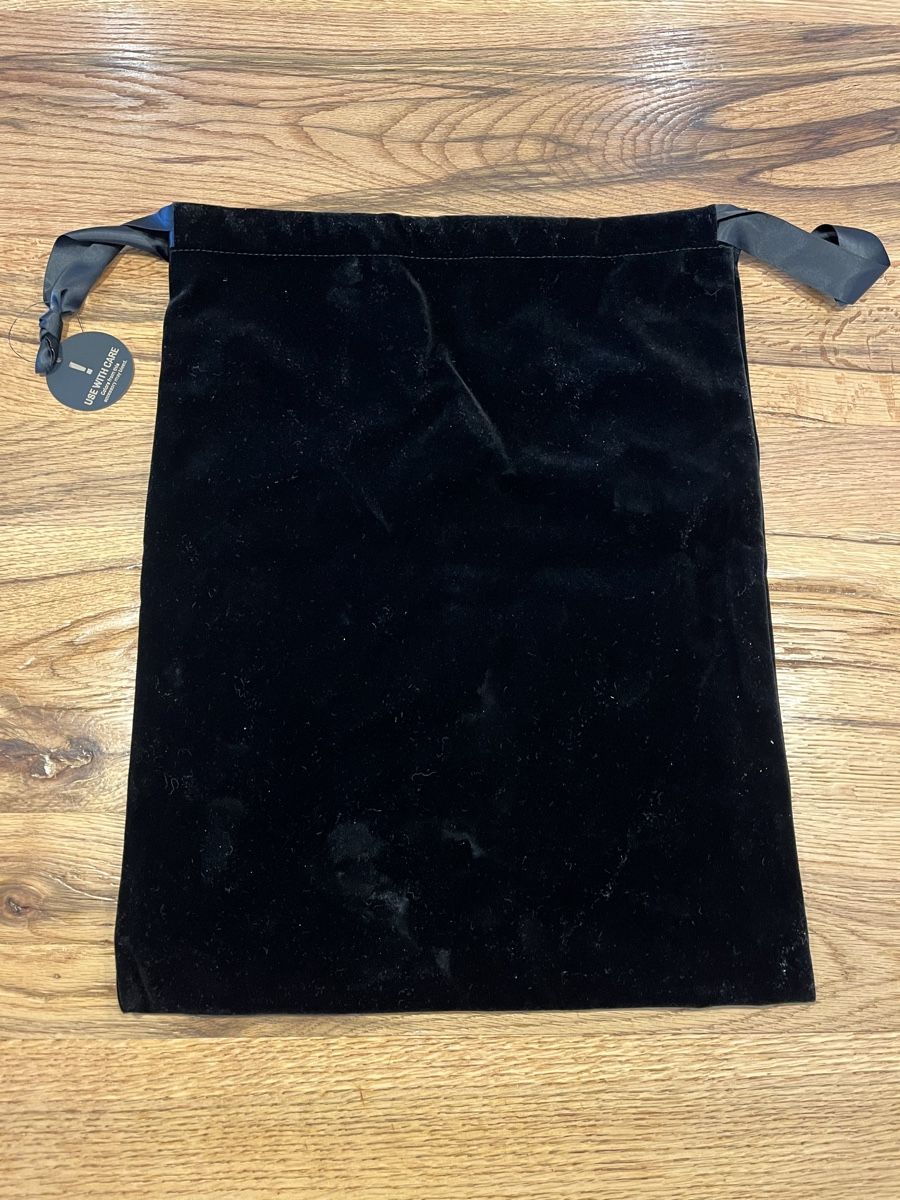 Borse: FENTY Dust-Bag Schwarz – Nuovo e nell'imballaggio originale da Flawil venduto da CS992000 2