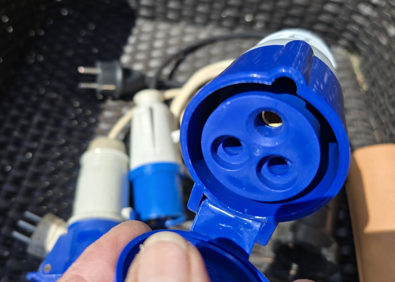Kabel: 3 Camping Kabel – Gebraucht aus Walkringen von Vanuca 1