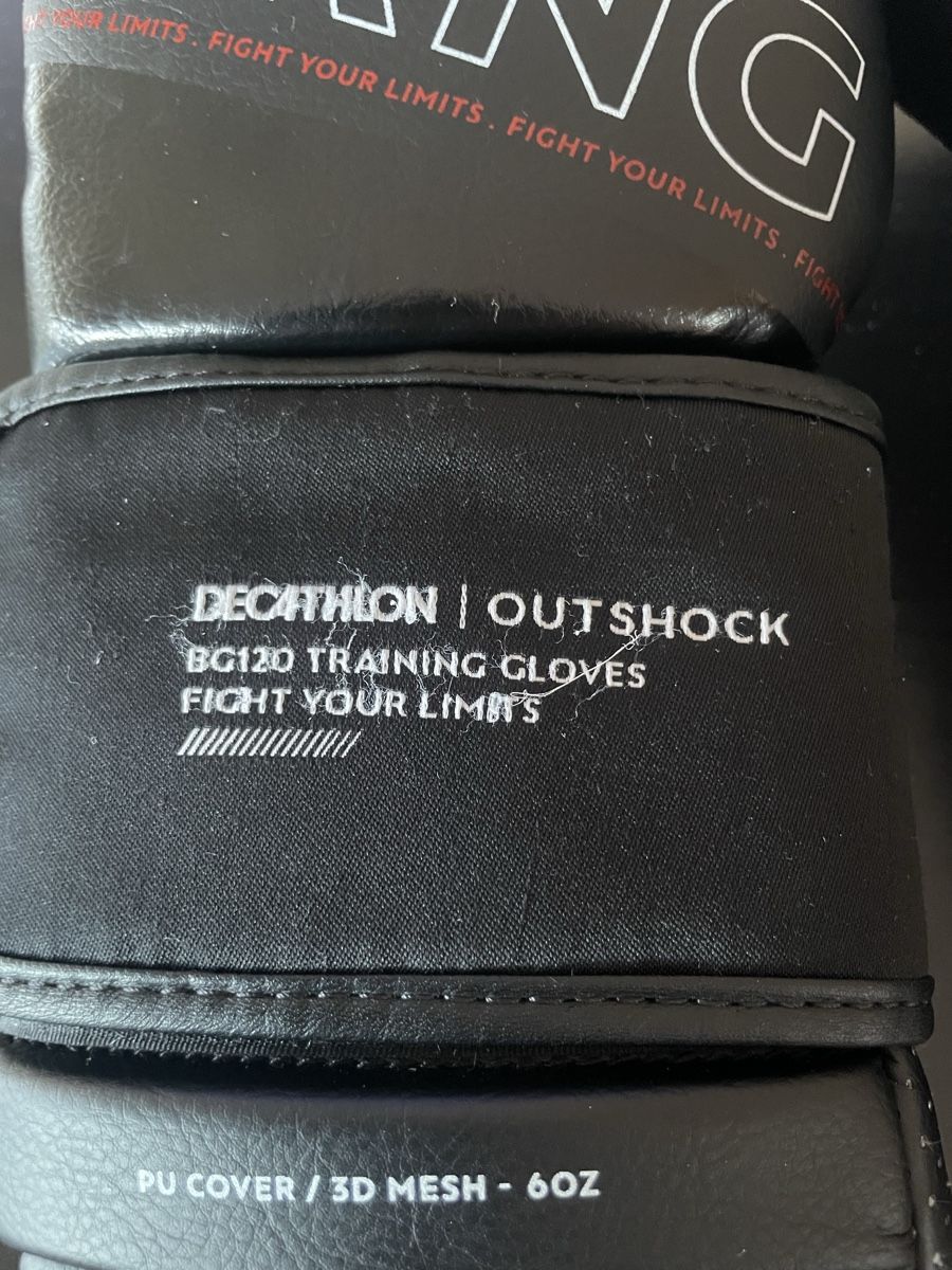 Decathlon Guanti & manicotti: Boxhandschuhe TRNG  – Usato da Oftringen venduto da adi_8m8v 1