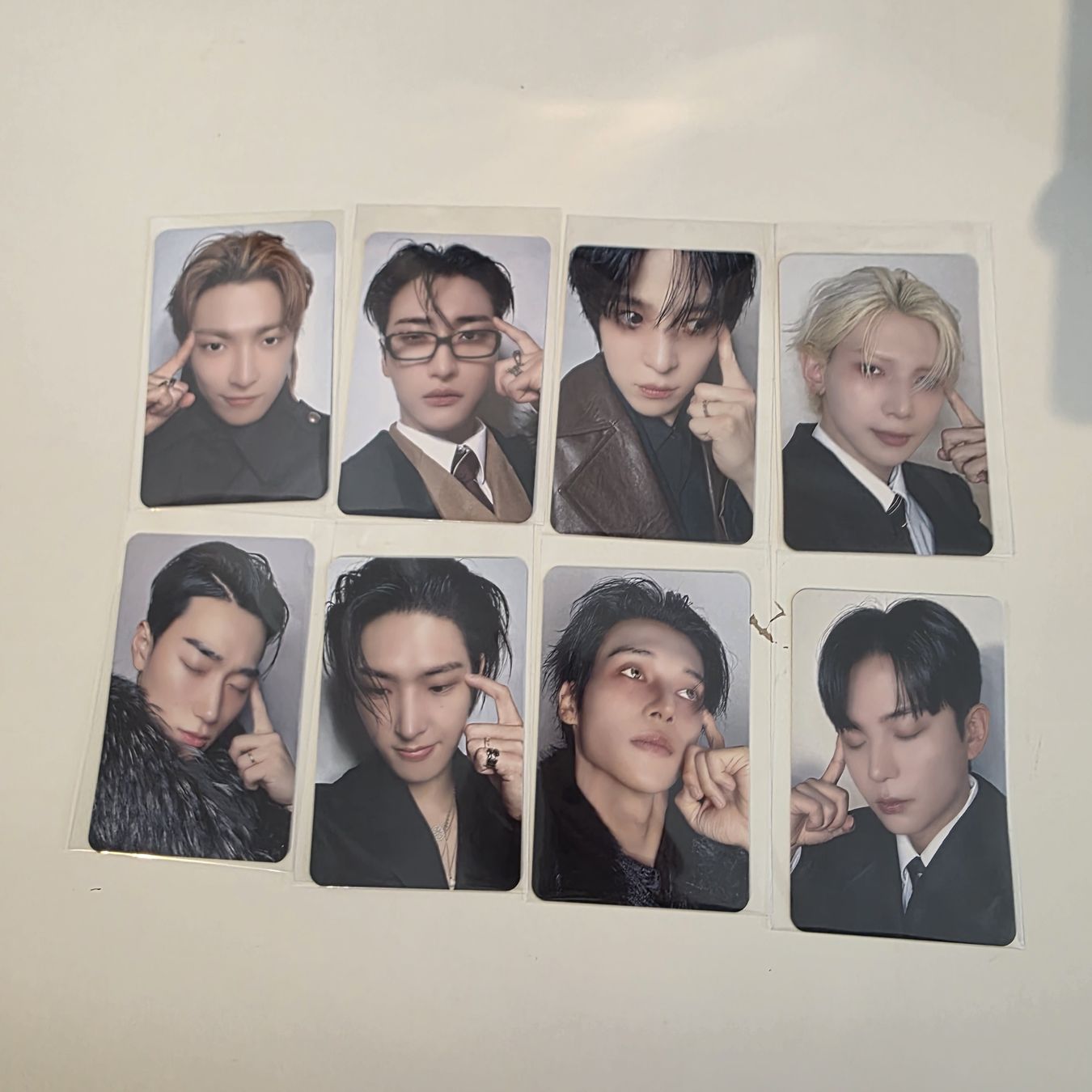 Carte collezionabili: ateez photocards ot8 set – Usato da Vevey venduto da Shelovesyu._.u
