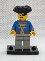 LEGO Pirates pi005 Pirate Blue Jacket, Light Gray Legs, Blac