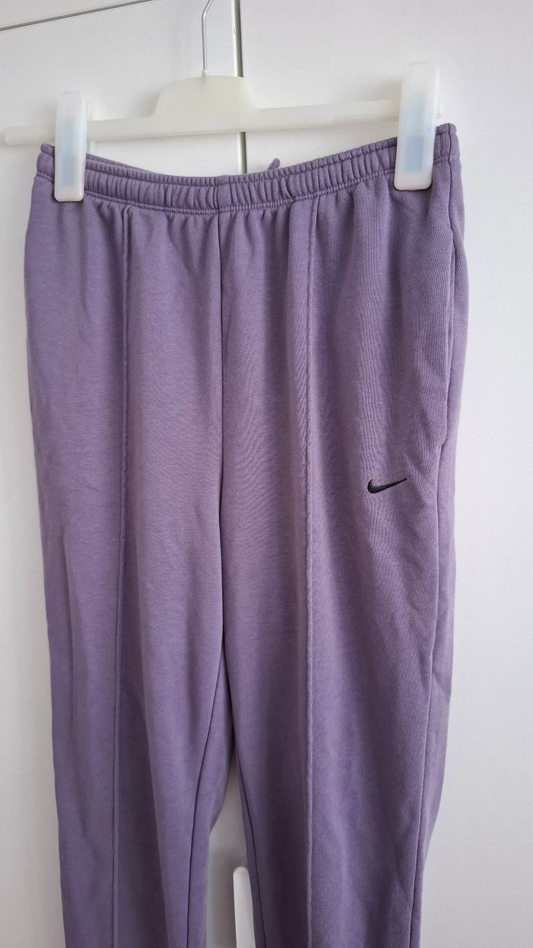 Nike Pantaloni: Nike Joggers - Grösse S – Nuovo (secondo la descrizione) da Rickenbach b. Wil venduto da VeryLovelyThings 1