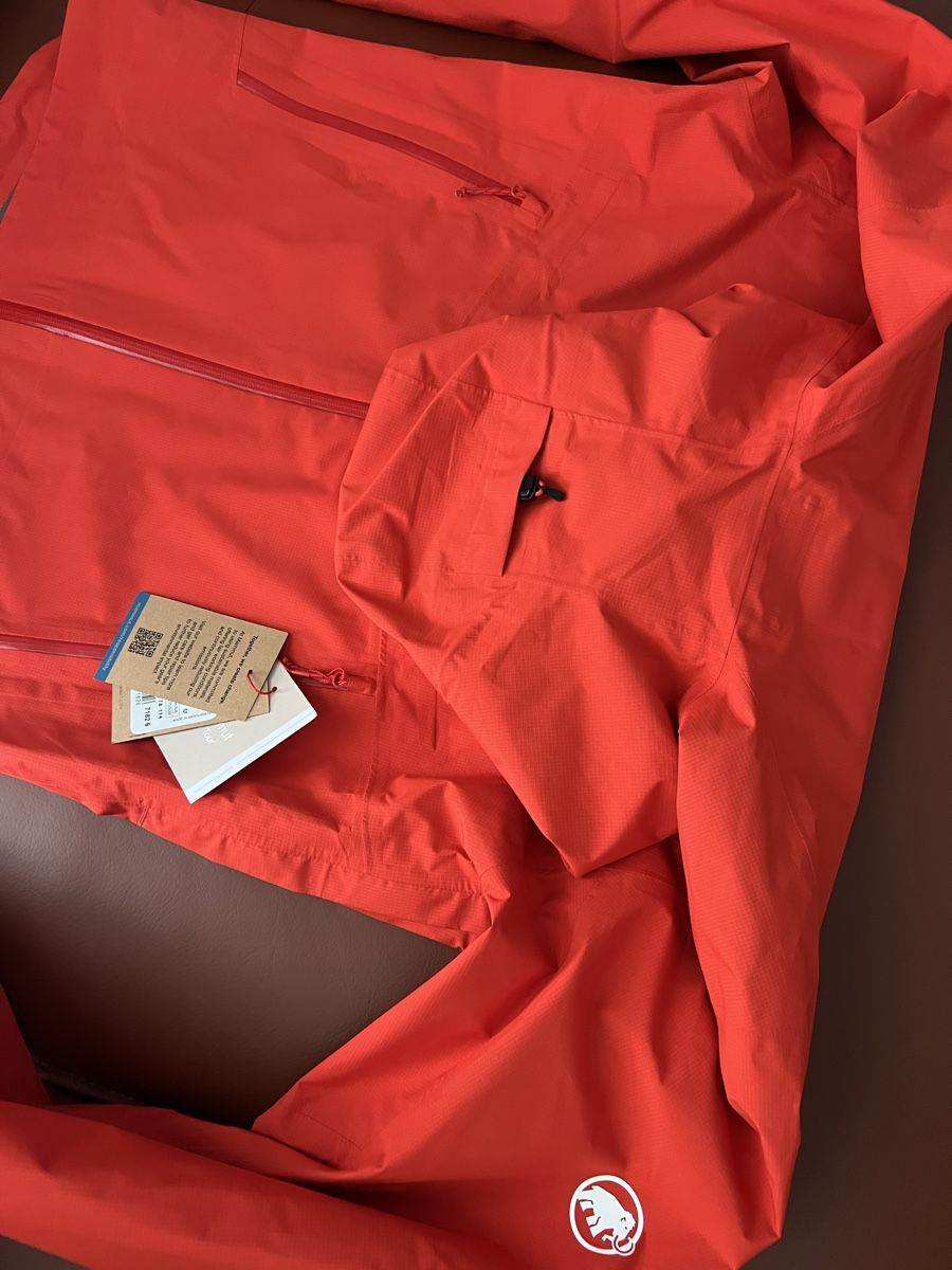 Mammut Jacken: Mammut Regenjacke M – Neu und originalverpackt aus Holziken von 181281 8