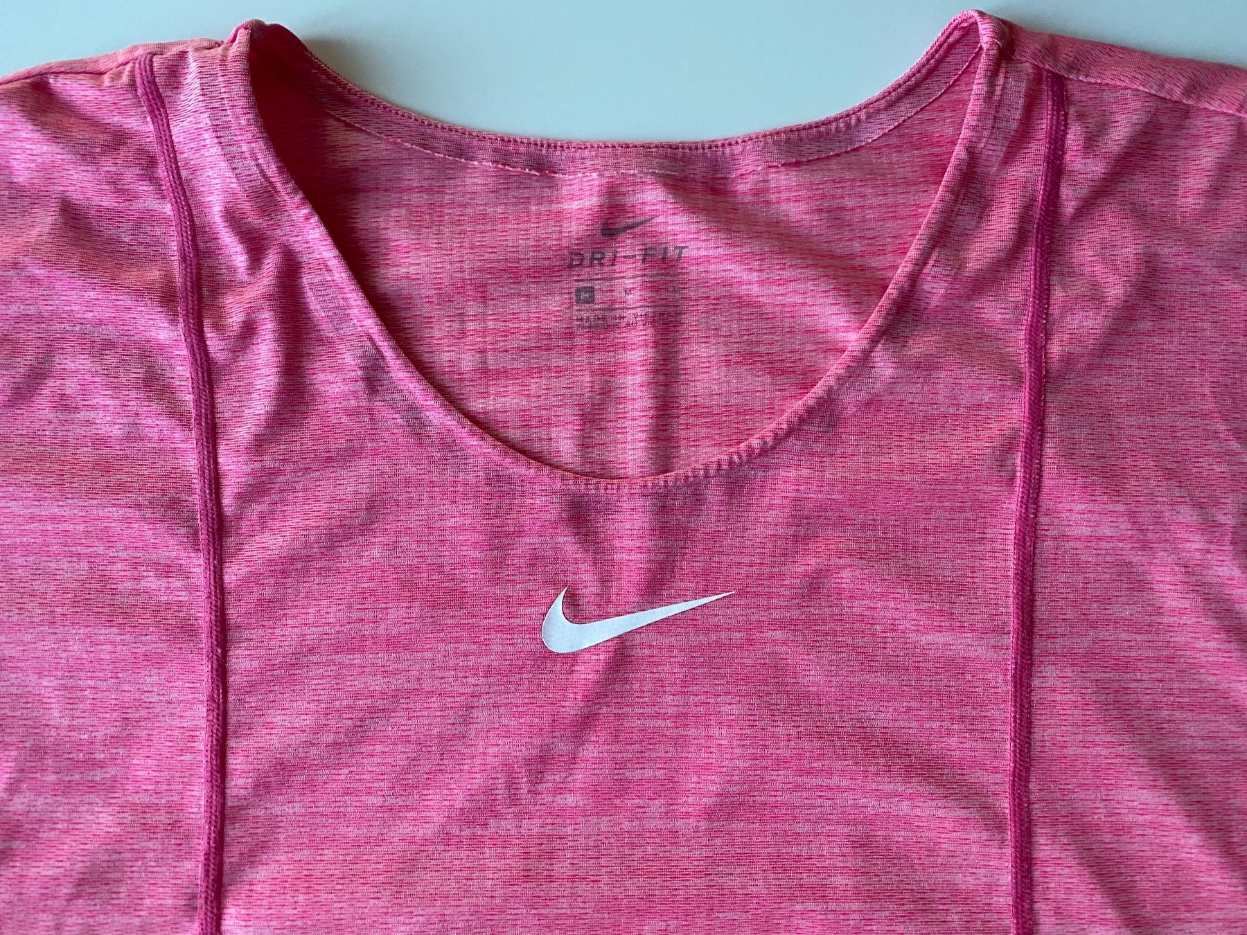 Nike T-Shirts: T-shirt Nike rose  t. M – Gebraucht aus Peseux von Gilloss 3