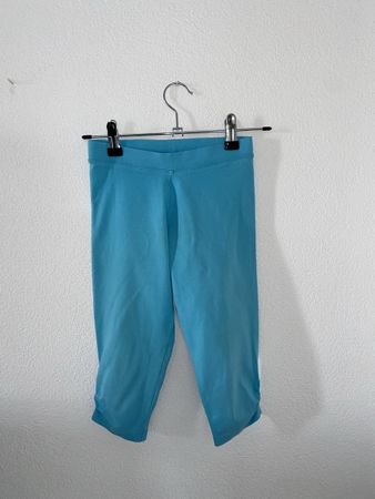 Halblange Sommer Hose Gr. 128