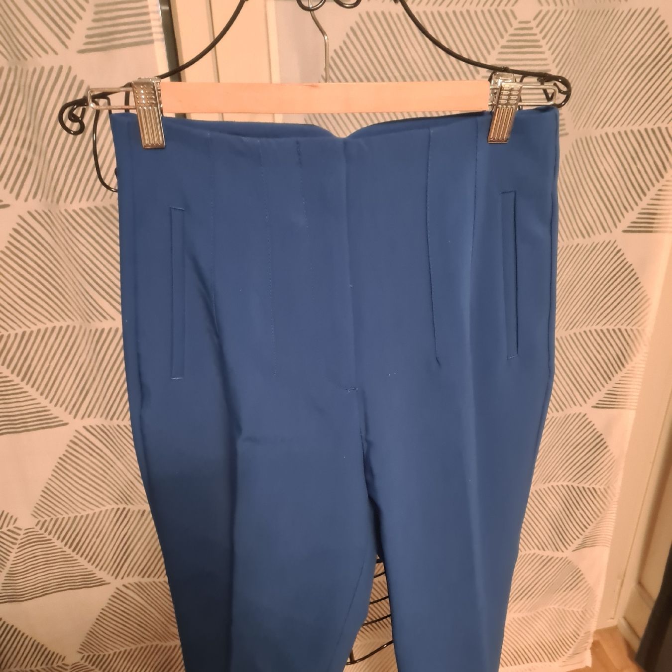 Zara Pantaloni: hose von zara gr S – Nuovo (secondo la descrizione) da zürich venduto da janjaz 1