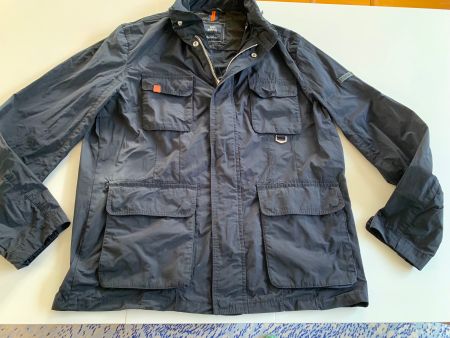 BRAX wunderschöne sportliche Herrenjacke Gr. 50