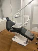 Behandlungsstuhl/ Dentaleinheit für Zahnarztpraxis 