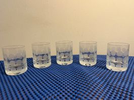 5x Kleine Gläsli mit Punktmuster