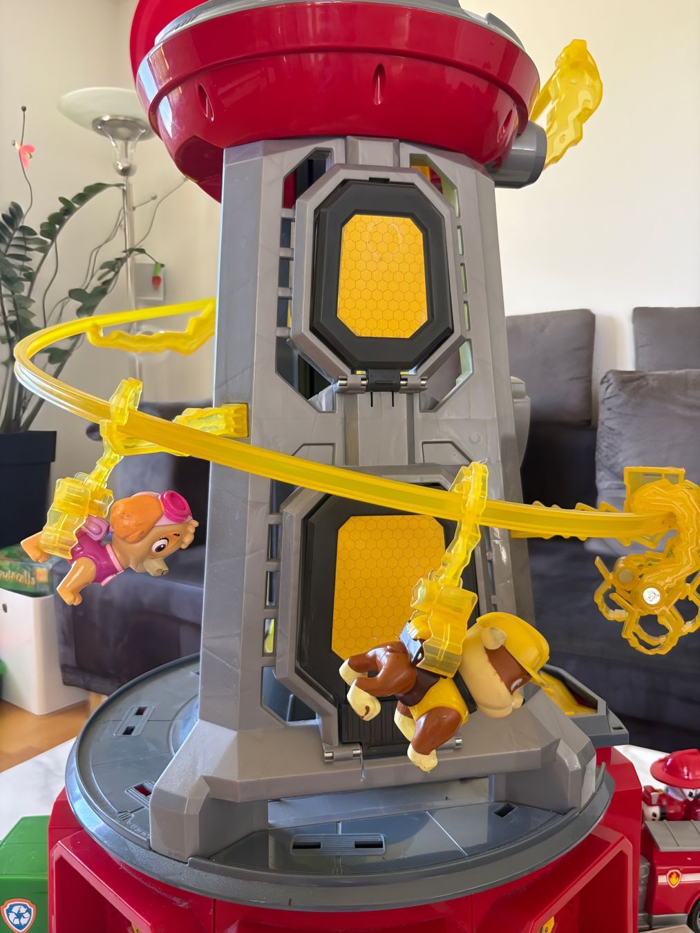 Spielzeuge: Spin Master Paw Patrol Mighty Lookout Tower – Gebraucht aus Wallisellen von fab_kll7 7