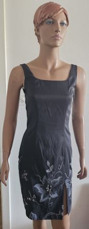 Neues schickes, besticktes Sommerkleid, Gr. 34