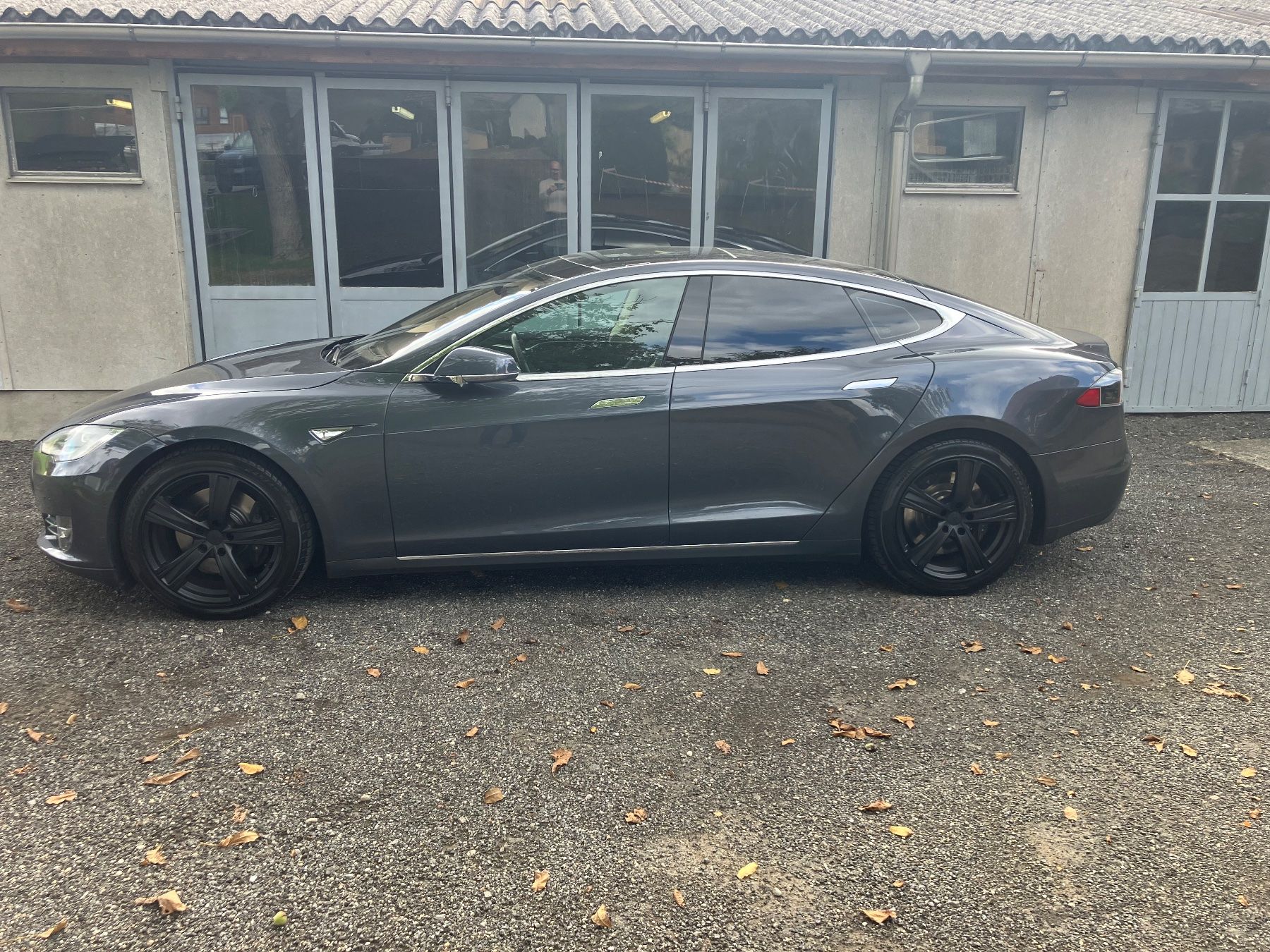 Tesla Autos: Tesla Model S 85D – D'occasion à Buchs LU par Rnp