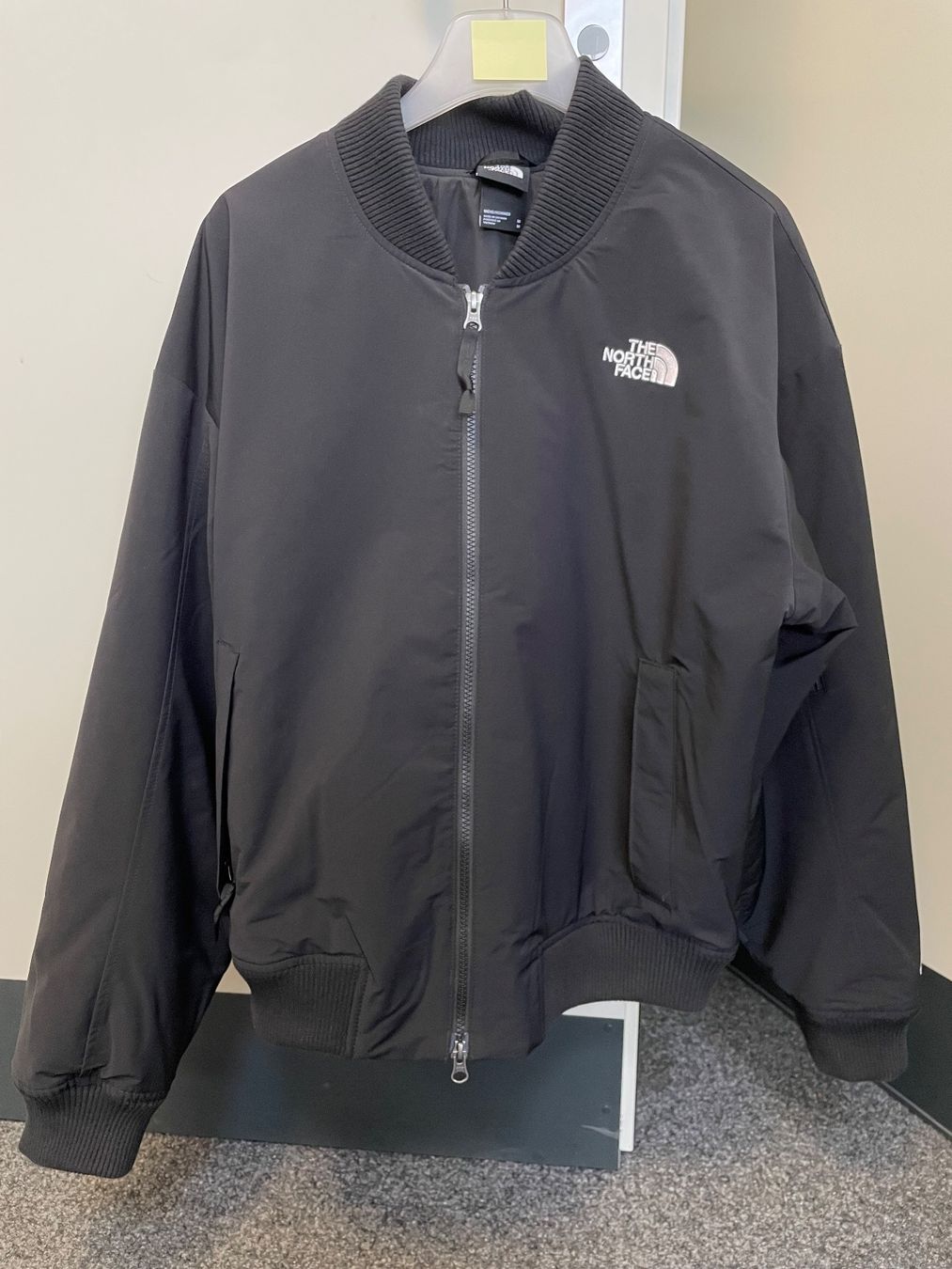 North Face Giacche: Nort Face Bomberjacke – Usato da Zürich venduto da d_man23