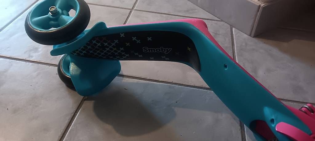 Véhicules pour enfants: SMOBY Kinder Dreirad – D'occasion à Staufen par mar_wf6r 1