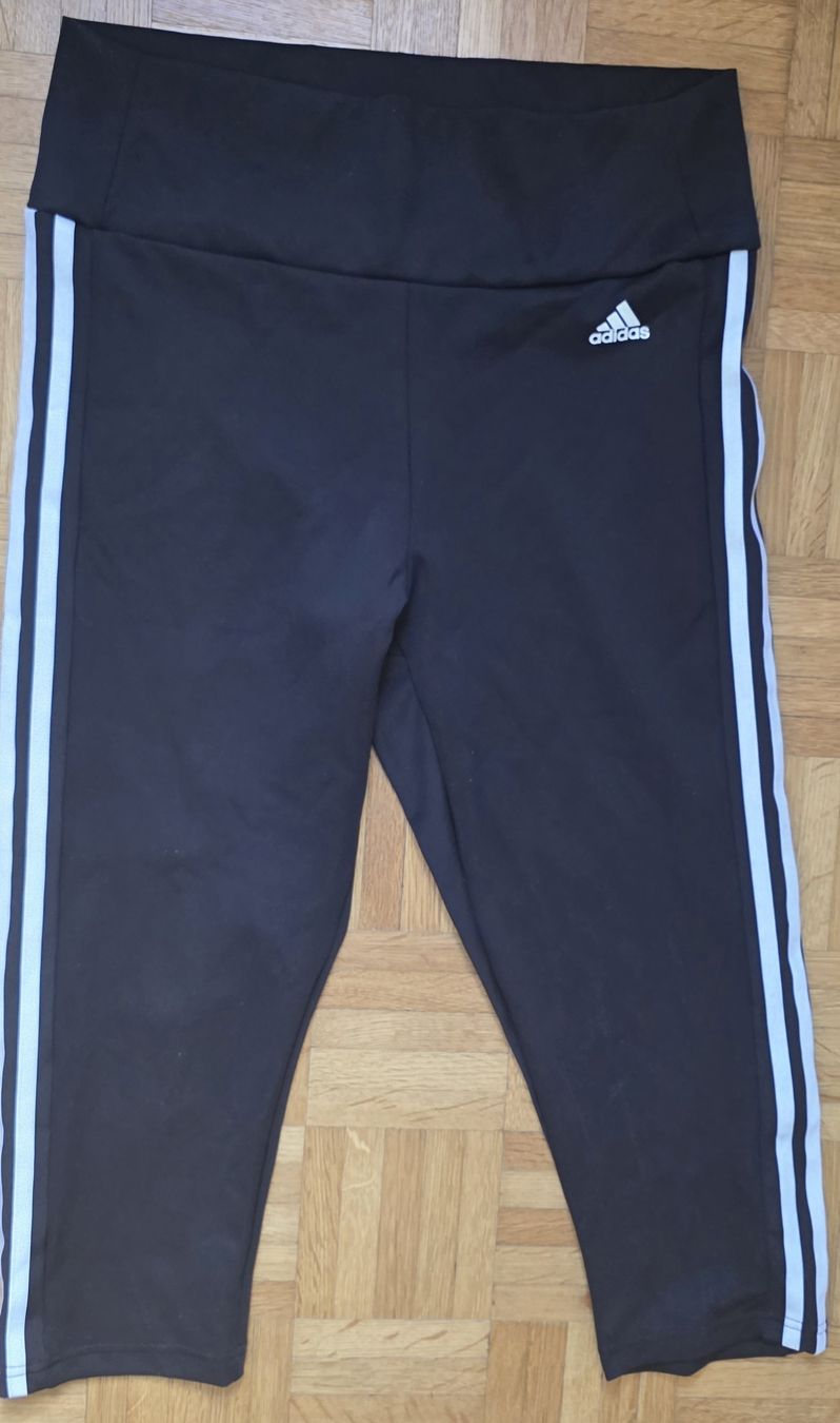 Adidas Pantaloni: pantalon 3/4  /Legging Noir Adidas Taille L – Usato da Yverdon-les-Bains venduto da van_dq65 2