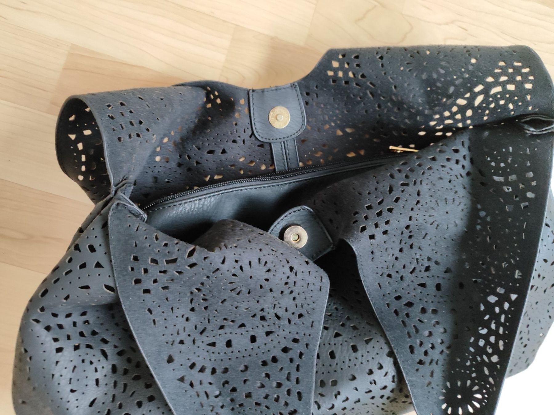 Taschen für Damen: Neue schöne Lederimitat Handtasche – Neu (gemäss Beschreibung) aus Seon von Mandes1 1