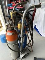 Gasflaschenwagen mit Zubehör
