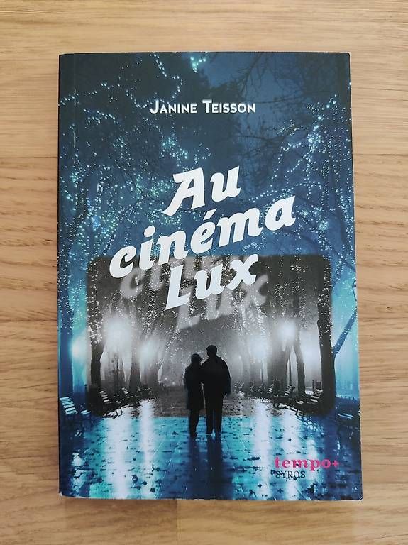 Livres: Au cinéma Lux – D'occasion à Winterthur par irg_mnp9