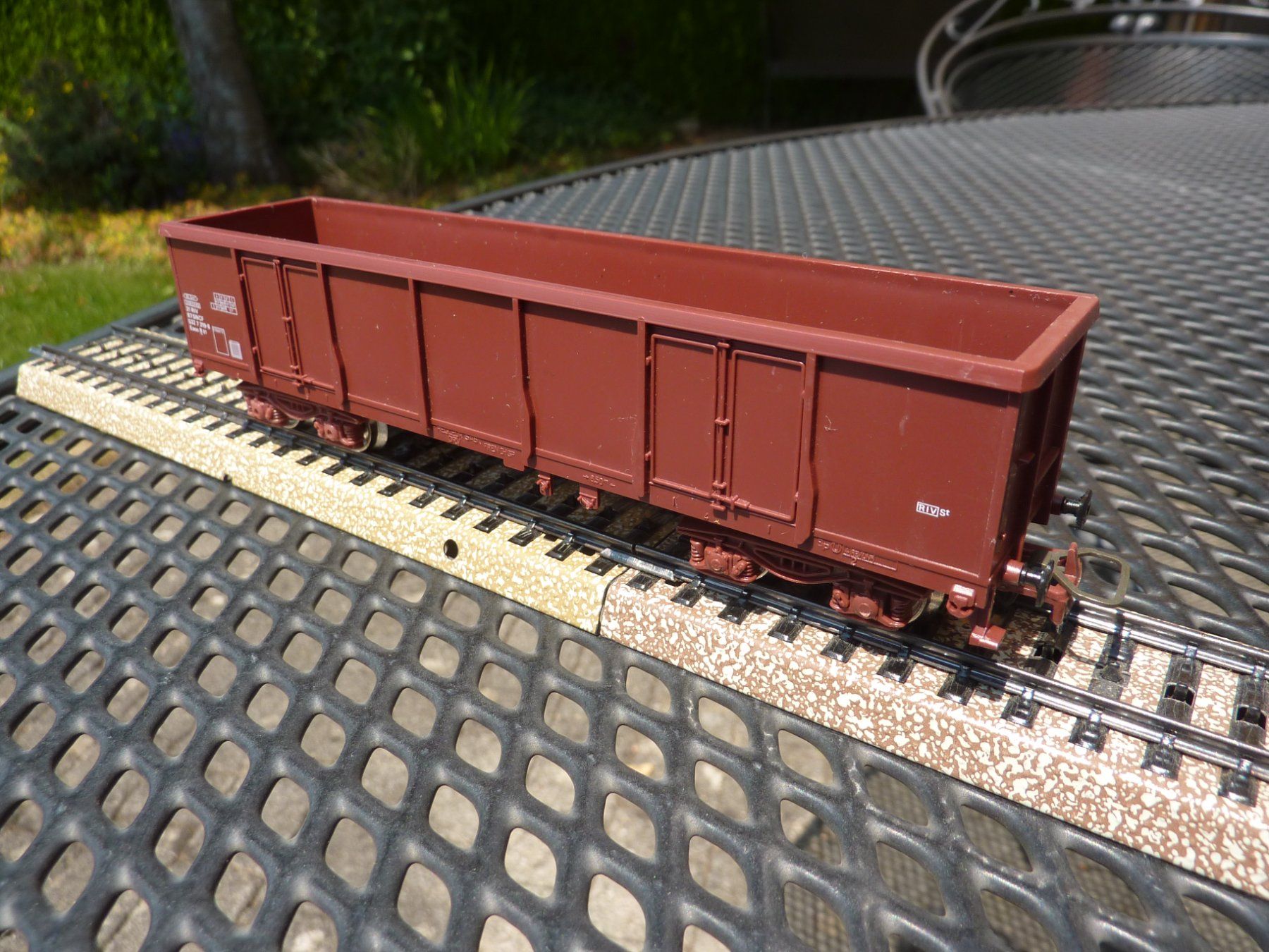 Modelleisenbahnen: Hochbordwagen HO (B) – Gebraucht aus Gelfingen von btrottmann