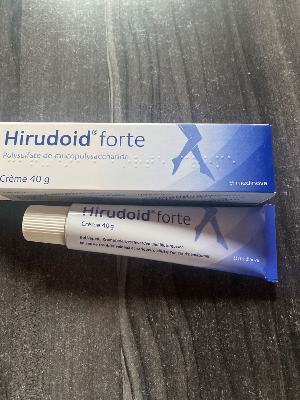 Idratazione: Hirudoid crème jambe 40g – Nuovo e nell'imballaggio originale da Chamoson venduto da Pince26