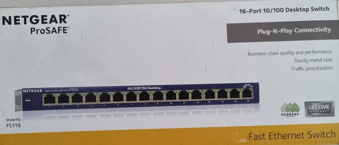 Hubs & Switches: Netgear 16 port (Ethernet Switch) – Neu und originalverpackt aus Arbon von Cmax73