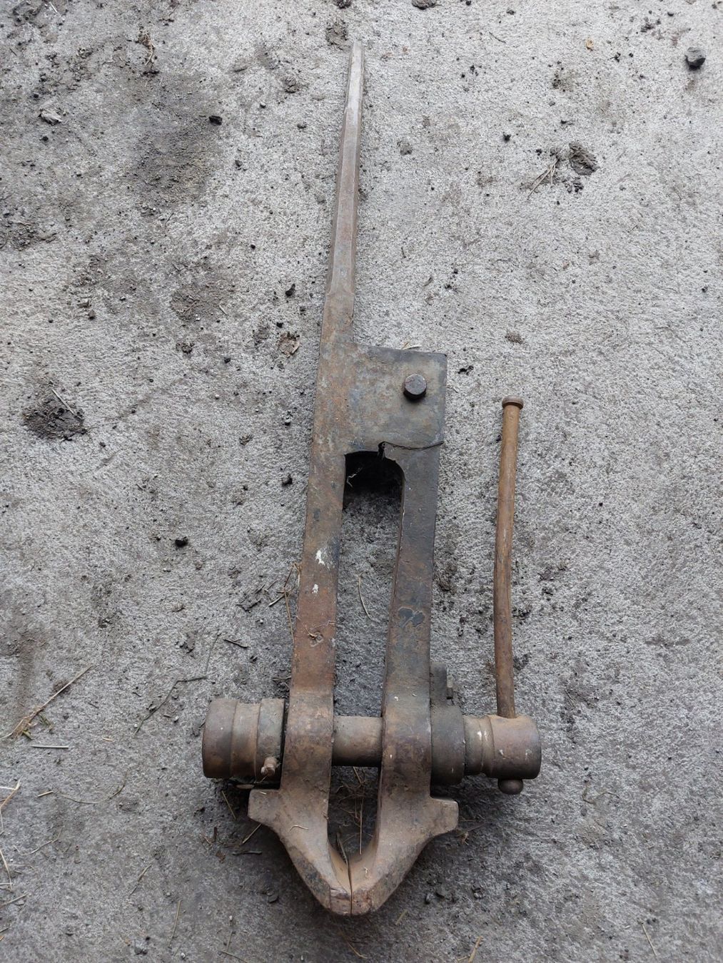 Tutti gli attrezzi: Alter Schraubstock – Usato da Landquart venduto da Tractospeed01 1