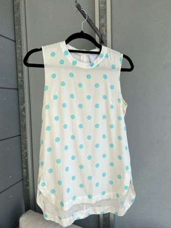 Sommerliches Top mit Punkten - Grösse 34  - Seide