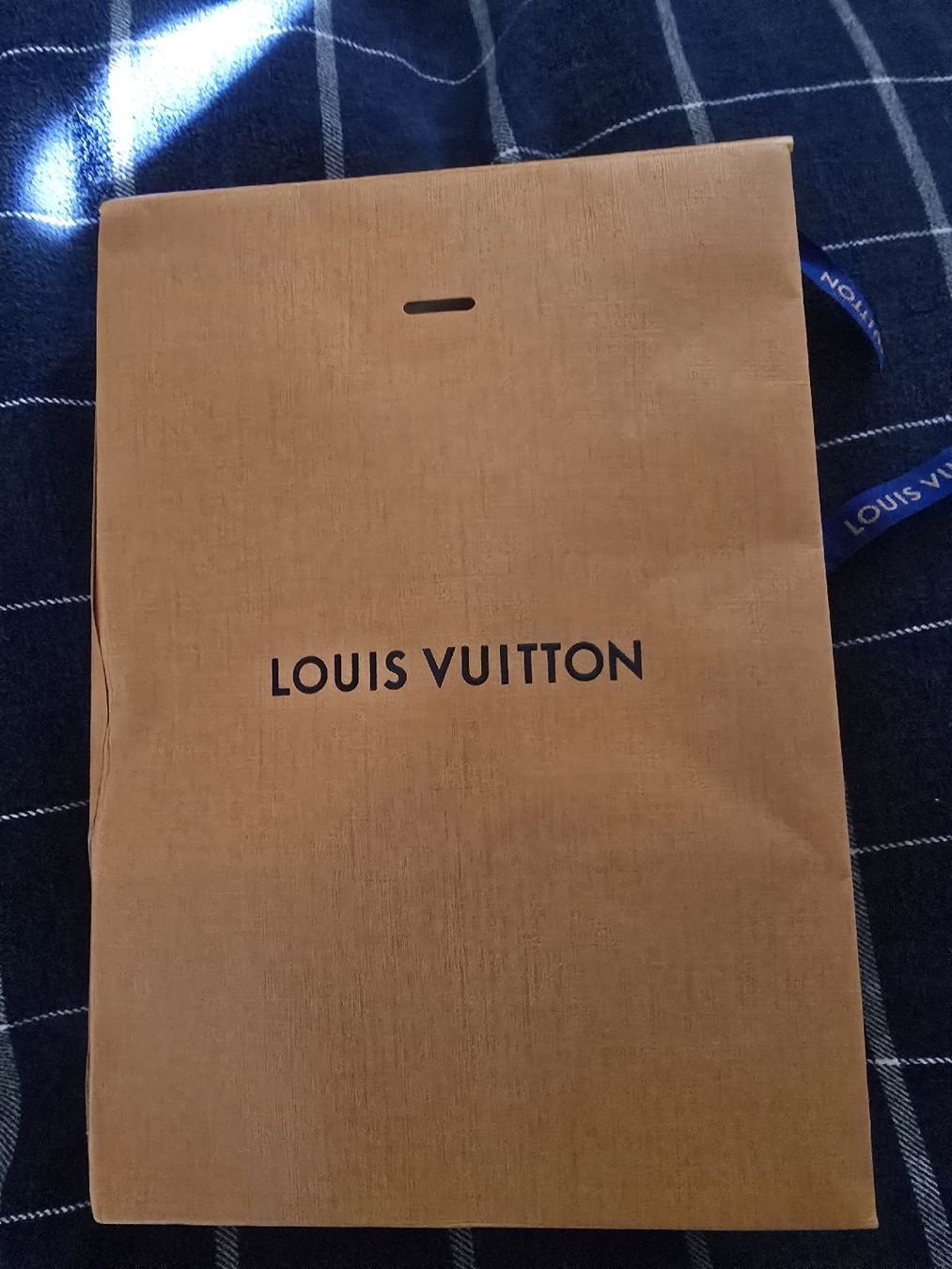 Louis Vuitton Parfum & Eau de Toilette: Original Louis Vuitton Les Sables Roses 100ml EDP! – Neu und originalverpackt aus Erlinsbach von sus_7k9l 2